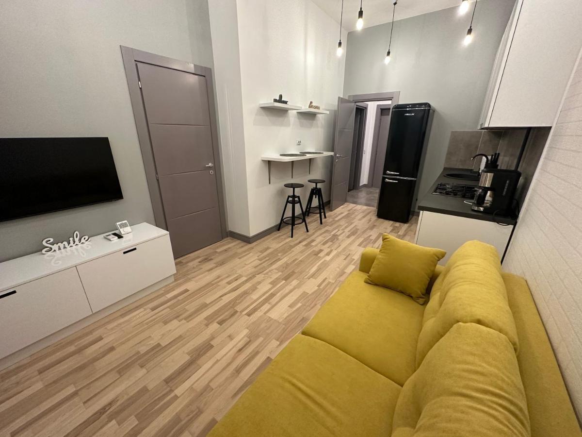 Mojo-jojo / A Funky Appartement Iasi